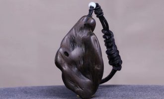 Dalagan Sinking “Turning Luck” Agarwood Pendant